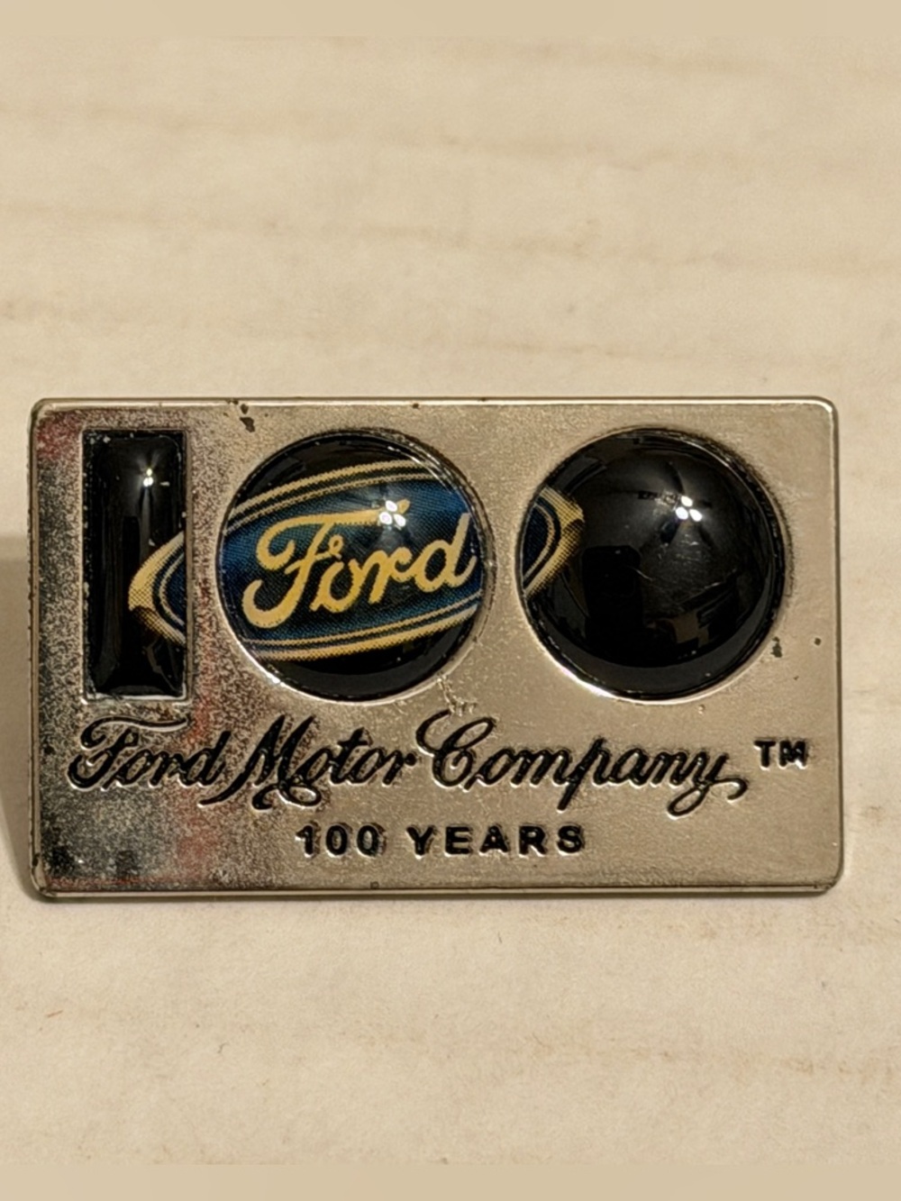 💙 Ford 100 years VHTF LN lapel award pin Motor Company 2003 vintage centennial